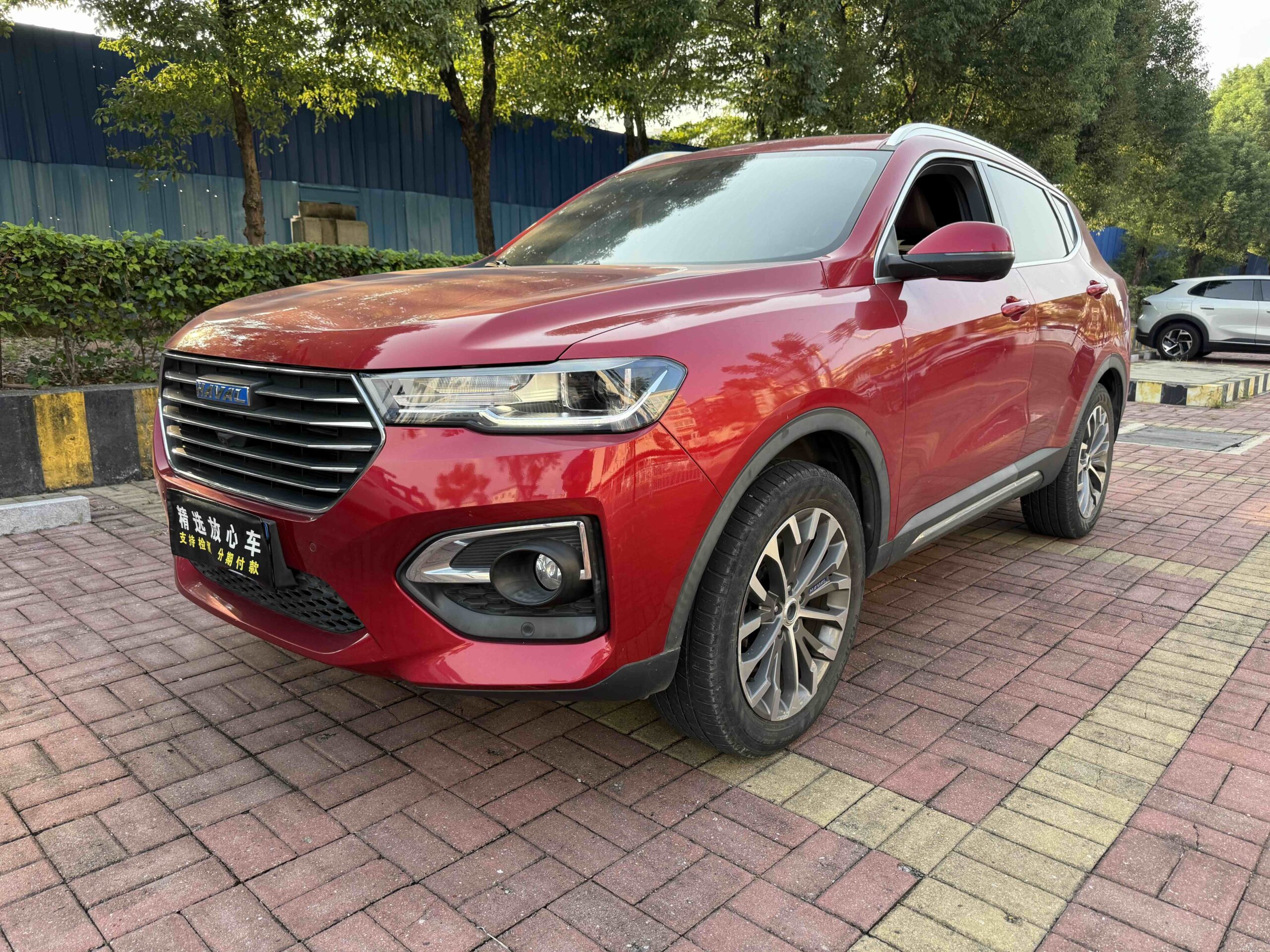 2017 Haval H6, 1.5T gasoline SUV—fuel-efficient and affordable; for export to Africa.